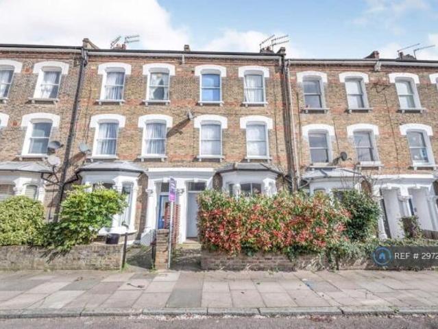 Flat for rent in Cat Hill