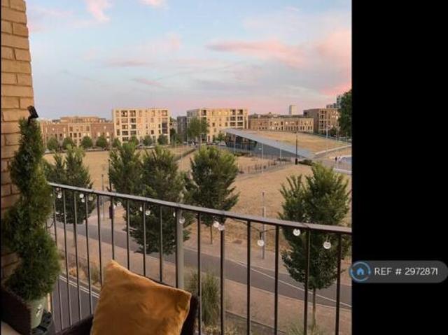 Flat for rent in Cat Hill