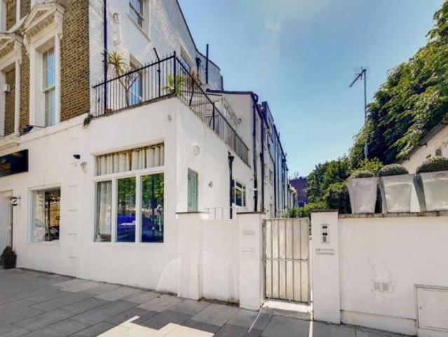 Flat for rent in Cat Hill