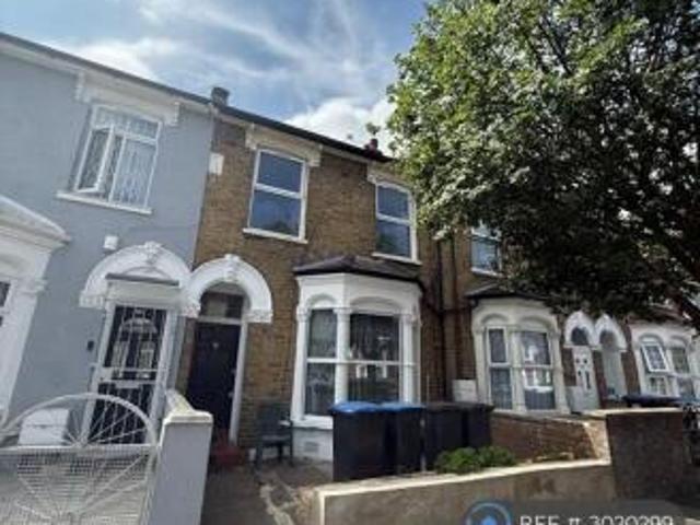 Flat for rent in Cat Hill