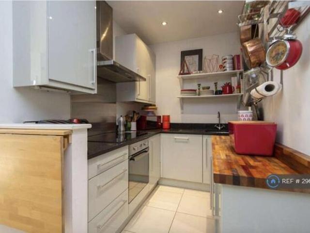 Flat for rent in Cat Hill