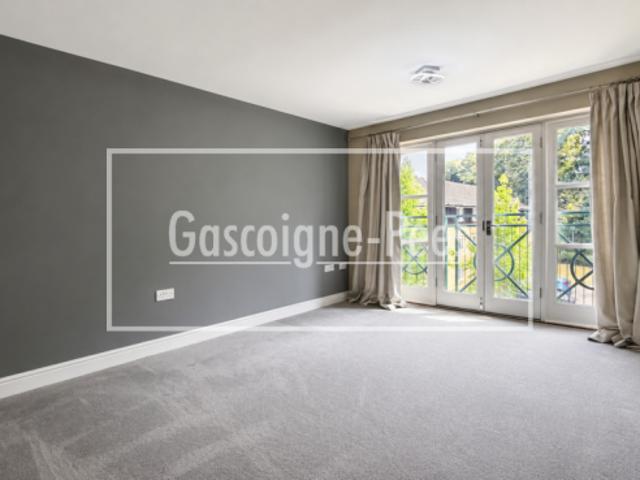 Flat for rent in Guildford Park, Westborough