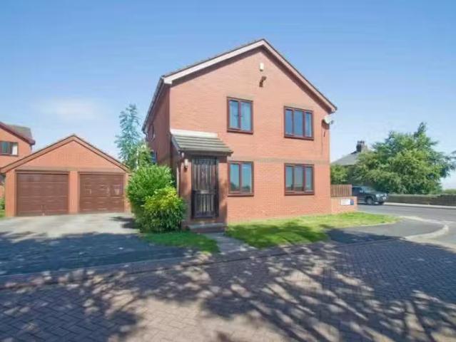 House for rent in Drighlington, Adwalton