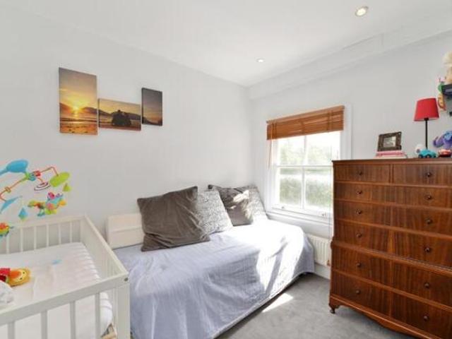 Flat for rent in Cat Hill
