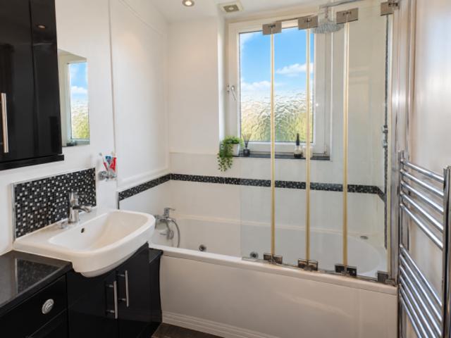 Flat for rent in Brentwood, Essex