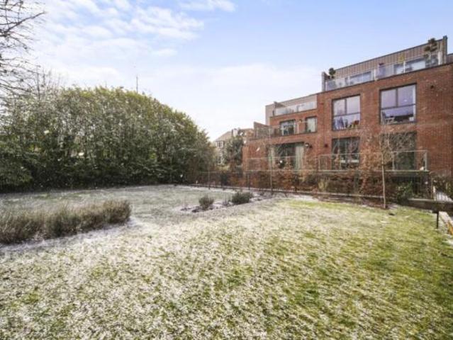 Flat for rent in Hampstead, Greater London