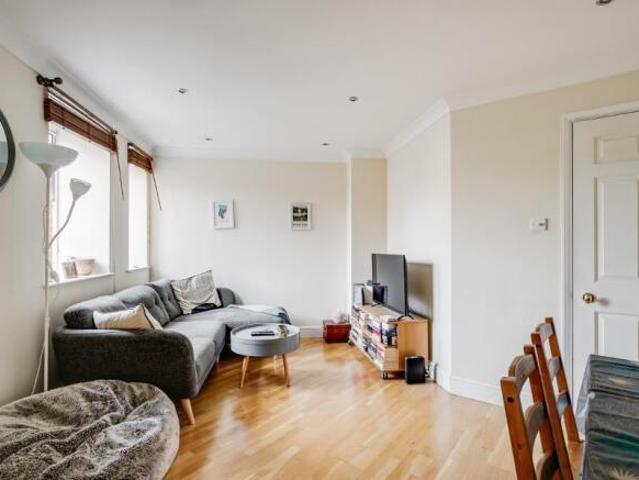 Flat for rent in Hampstead, Greater London