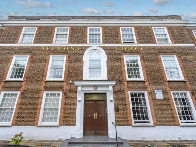 Flat for rent in London Borough of Barnet, Greater London