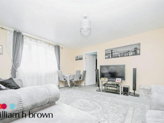 Flat for rent in Key Street, Suffolk