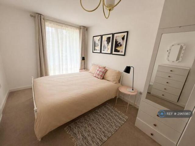 Flat for rent in Cat Hill