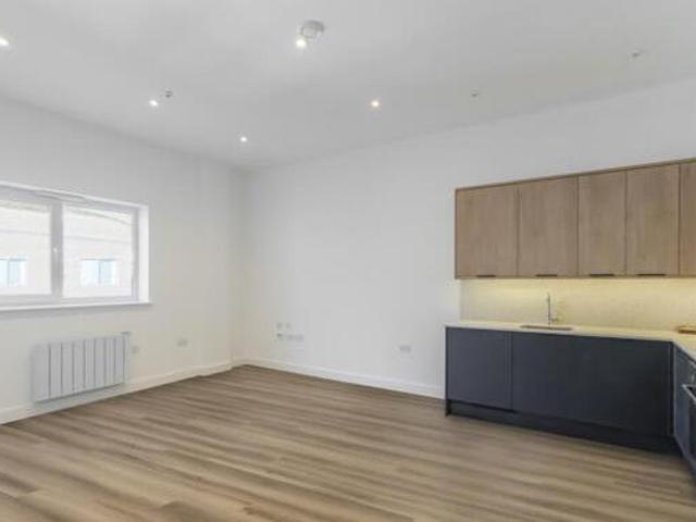 House for rent in Lyons, Greater London