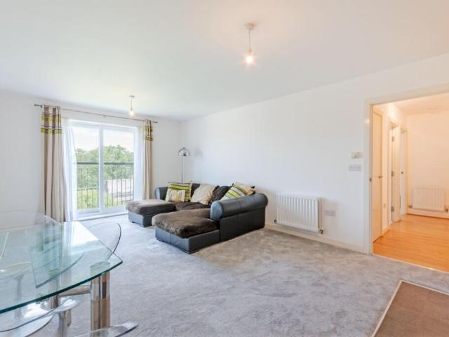 Flat for rent in Edgware