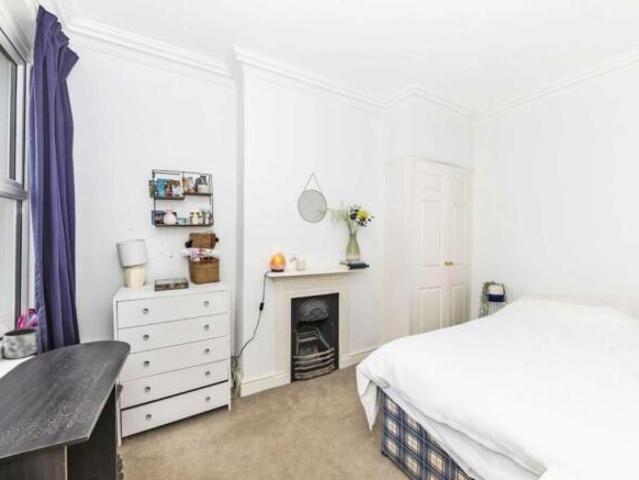 Flat for rent in Tooting Graveney, Isle Of Man
