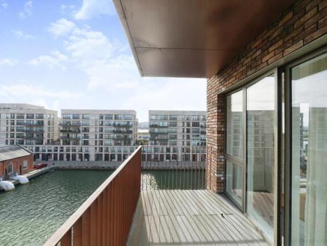 Flat for rent in Cat Hill