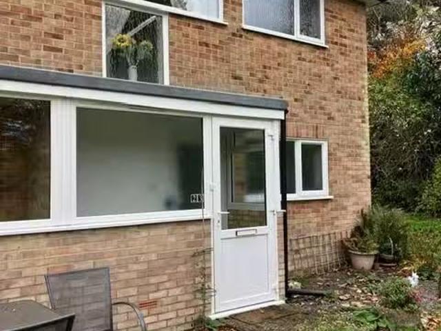 House for rent in Caterham on the Hill, Hillview