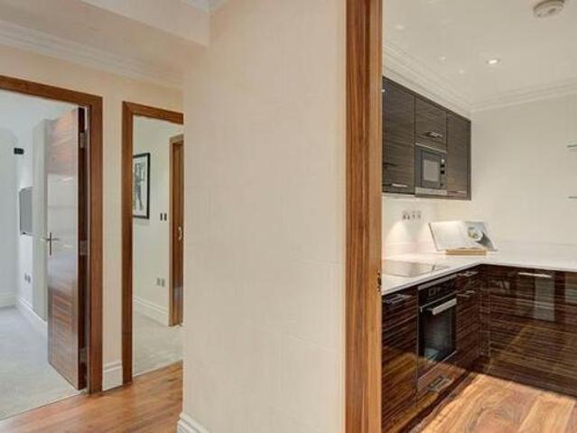 Flat for rent in Cat Hill