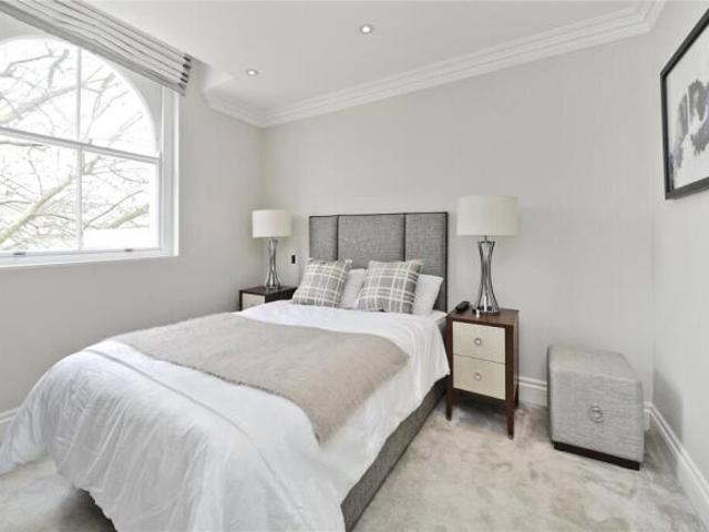 Flat for rent in Cat Hill