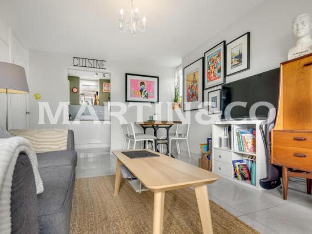Flat for rent in Wanstead, Greater London