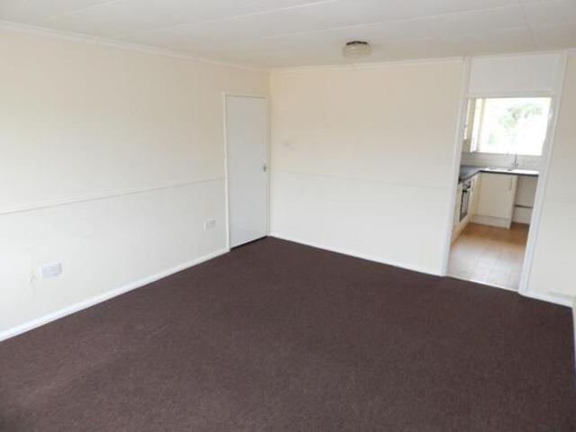 Flat for rent in Tower Hamlets, Ash