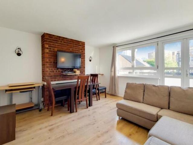 Flat for rent in Cat Hill