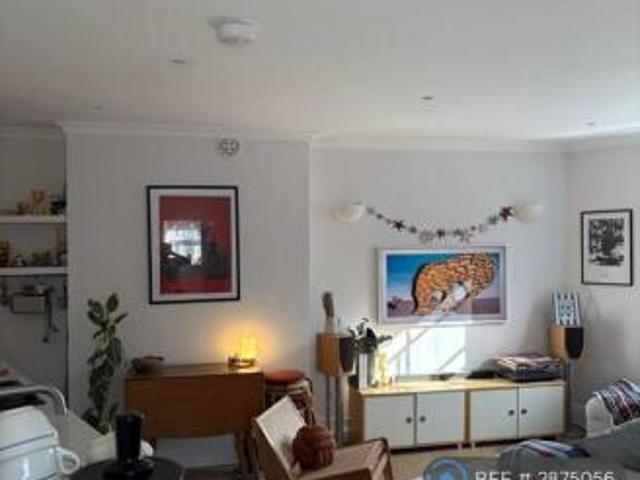 Flat for rent in Cat Hill