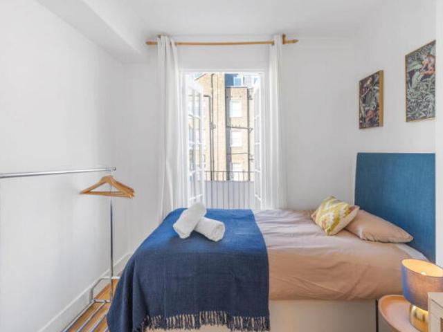 Flat for rent in Cat Hill
