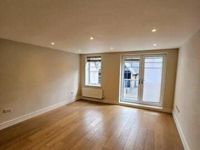 House for rent in Fole, Surrey