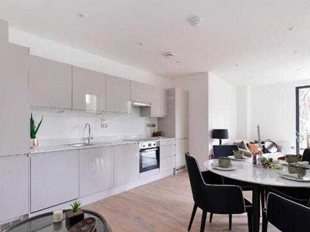 House for rent in Fole, Surrey