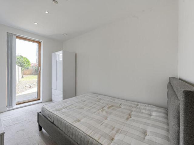 Flat for rent in Woolwich, Greater London