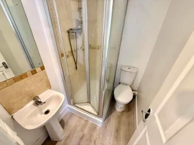 Property for rent in Swindon