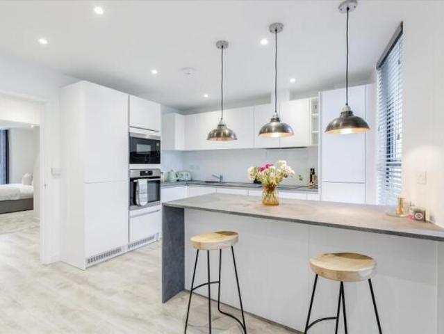Flat for rent in Cat Hill