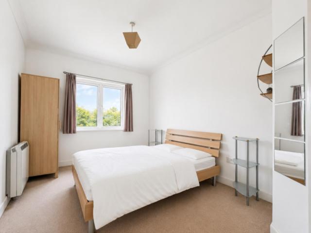 Flat for rent in Cardiff International Sports Village, Falcon Lodge