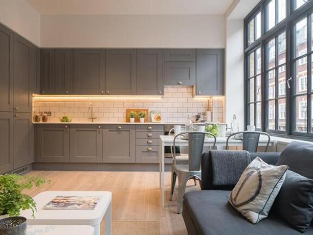 Flat for rent in Fitzrovia, Greater London