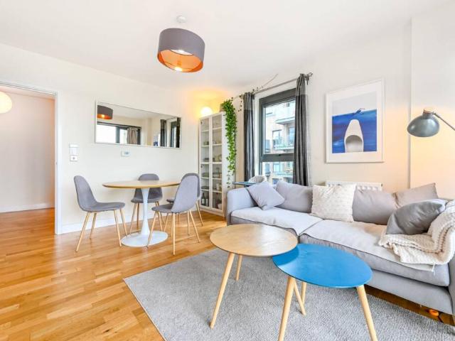 Flat for rent in Stoke Newington