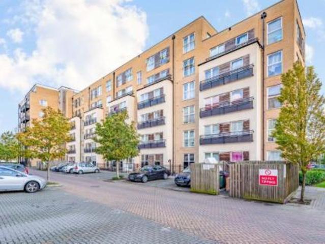 Flat for rent in Isleworth, Greater London