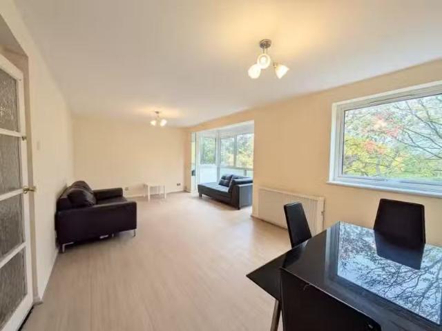 House for rent in Ilford, Greater London