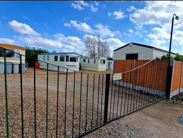 House for rent in Lyons, Greater London