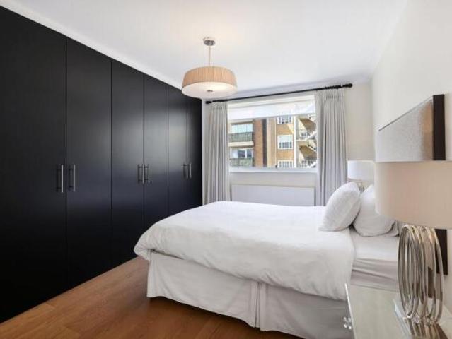 Flat for rent in Kinnerton, Wales