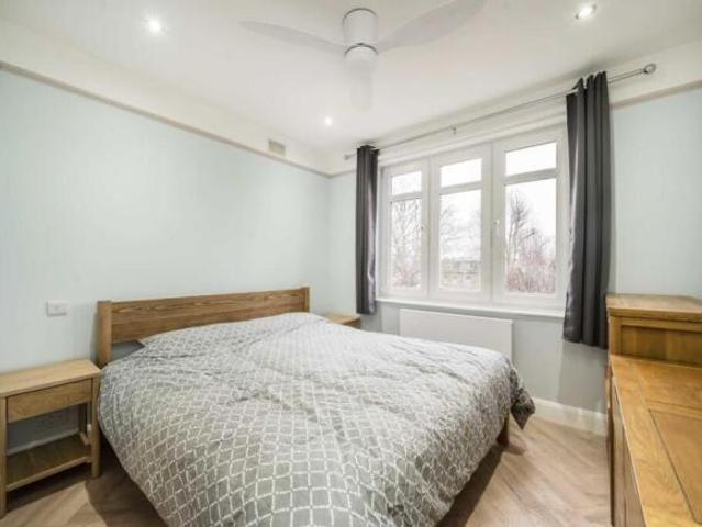 Flat for rent in Chiswick, Greater London