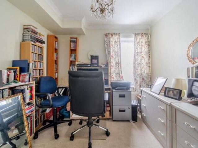 Flat for rent in Barton Stacey, Hampshire