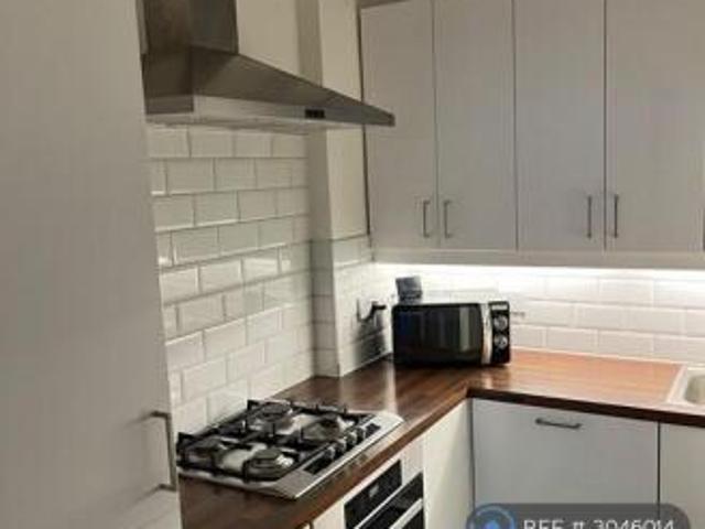 Flat for rent in Cat Hill