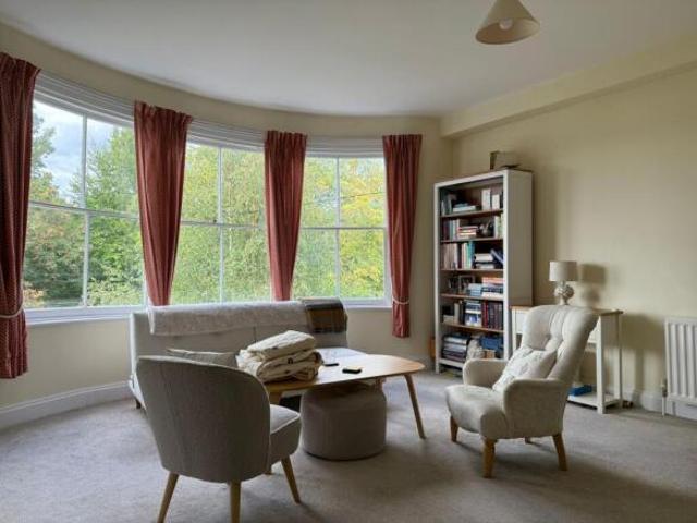 Flat for rent in Sandown Park, Kent