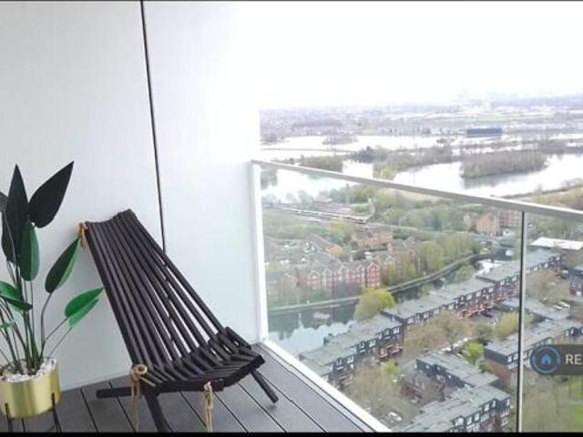 Flat for rent in Cat Hill