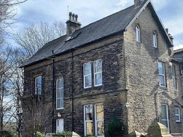 House for rent in Halifax, West Yorkshire