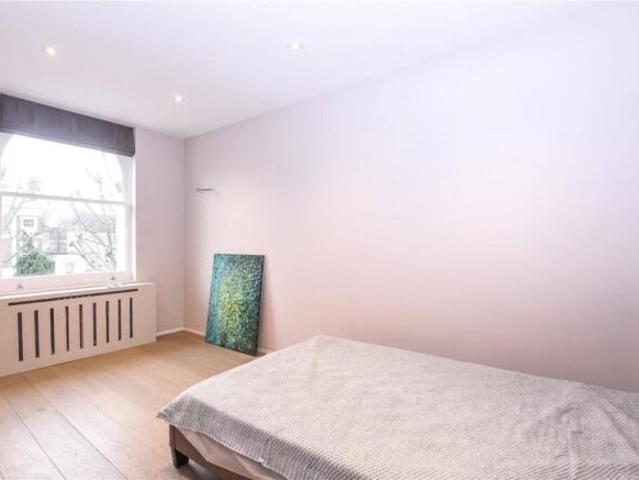Flat for rent in Cat Hill