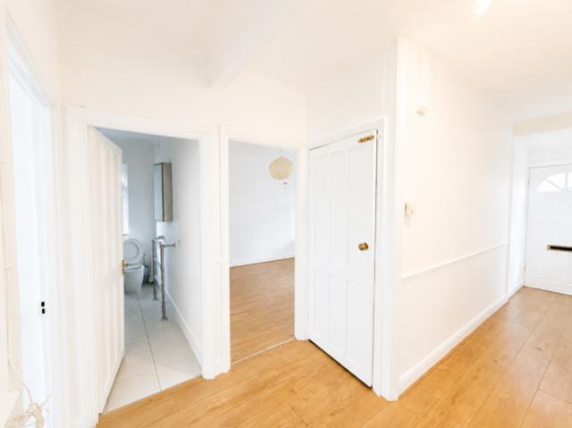 Flat for rent in London Borough of Waltham Forest, Greater London