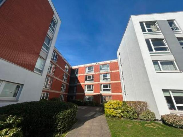 Flat for rent in Dennistoun, Glasgow
