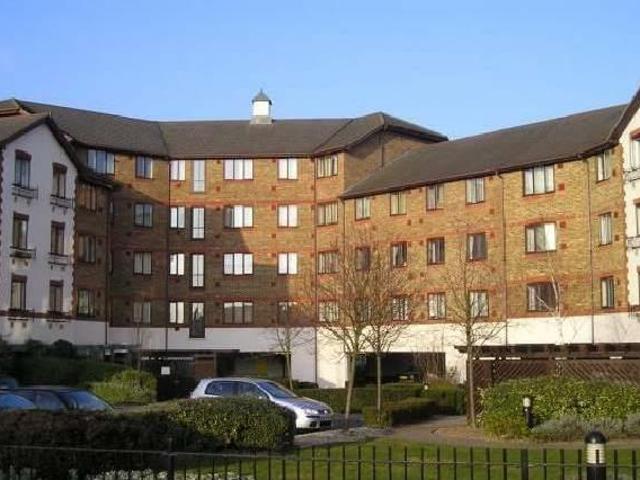 House for rent in London Borough of Hounslow, Greater London