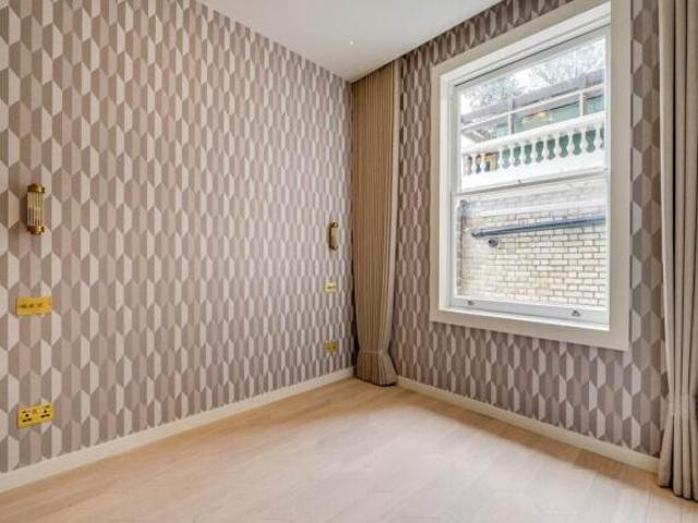 Flat for rent in Cat Hill