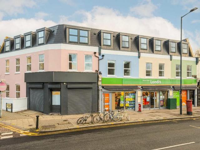 Flat for rent in The Rise, Isle Of Man